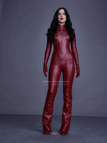 SET-OUTTAKES_0008.jpg