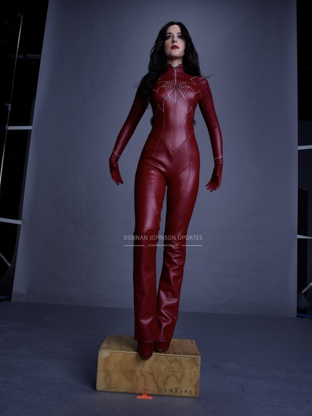 SET-OUTTAKES_0143.jpg