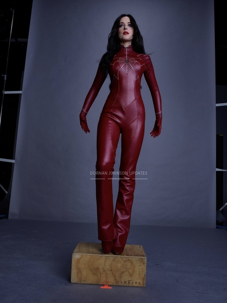 SET-OUTTAKES_0144.jpg