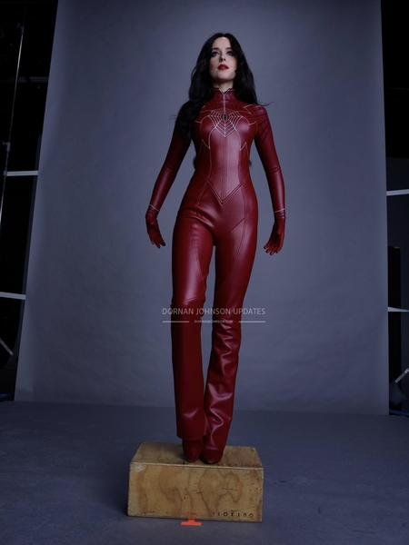 SET-OUTTAKES_0145.jpg