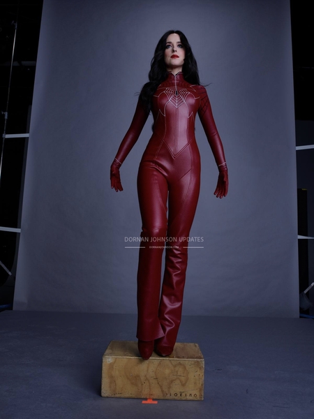 SET-OUTTAKES_0155.jpg
