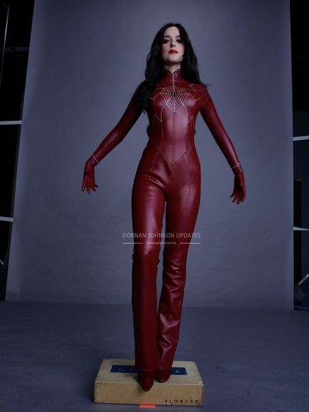SET-OUTTAKES_0175.jpg