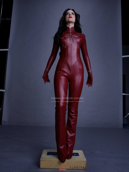SET-OUTTAKES_0188.jpg