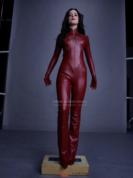 SET-OUTTAKES_0189.jpg