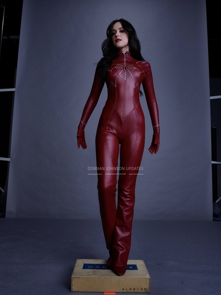 SET-OUTTAKES_0210.jpg