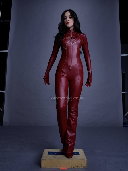 SET-OUTTAKES_0213.jpg