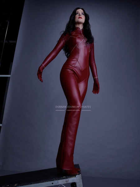 SET-OUTTAKES_0319.jpg