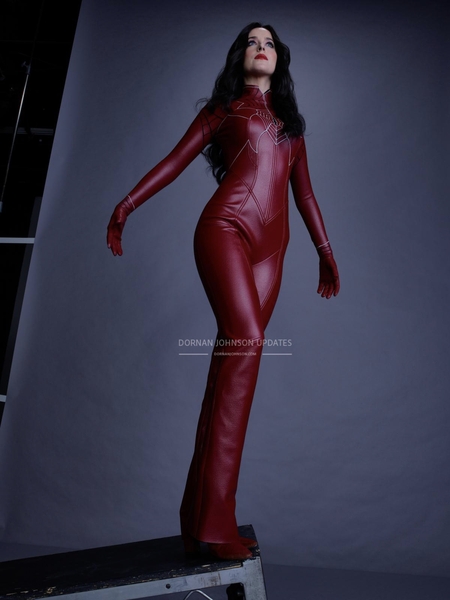 SET-OUTTAKES_0320.jpg