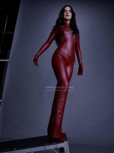 SET-OUTTAKES_0330.jpg