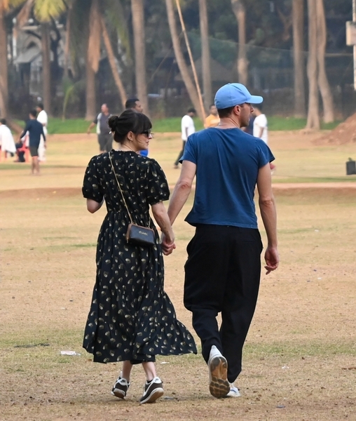005.jpg