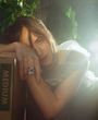 Dakota_Johnson_-_Allure_Photoshoot_2018-11.jpg