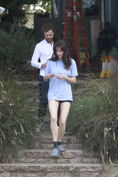 87637893_hqcelebcorner-19.jpg