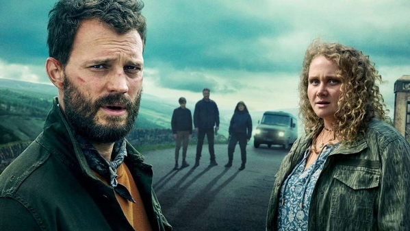 33505934-keyart-aus-der-zweiten-staffel-von-the-tourist-6fe.jpg