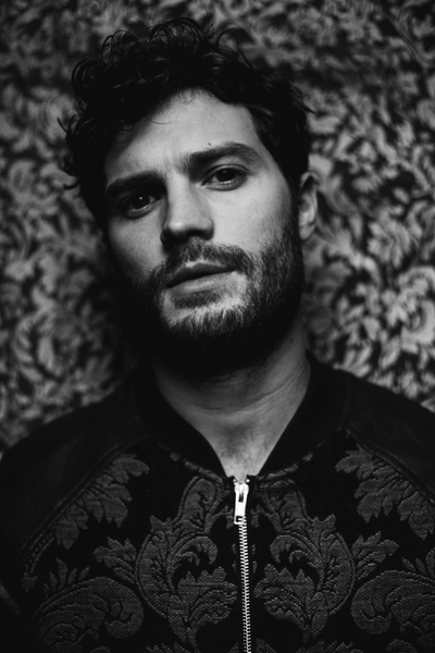 GREY_PORTRAIT_001.jpg