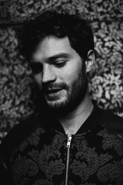 GREY_PORTRAIT_002.jpg