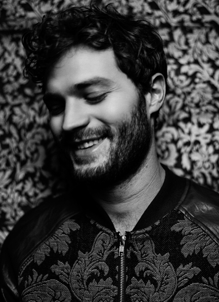 GREY_PORTRAIT_003.jpg